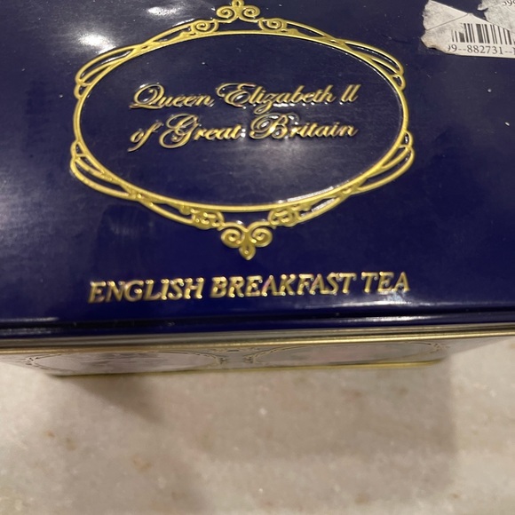 Queen Elizabeth II Of Great Britain Tin English Breakfast Tea 40 Teabags EXPIRED - Picture 10 of 10
